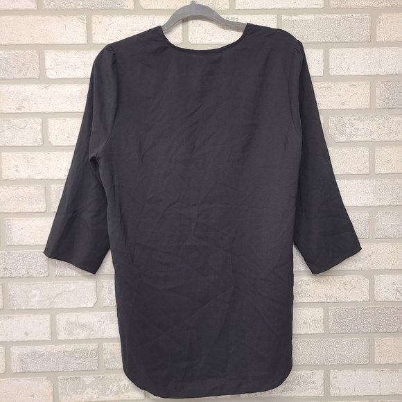 Express 3/4 Sleeve Plaid Blouse Size Large Black Red - Picture 2 of 5